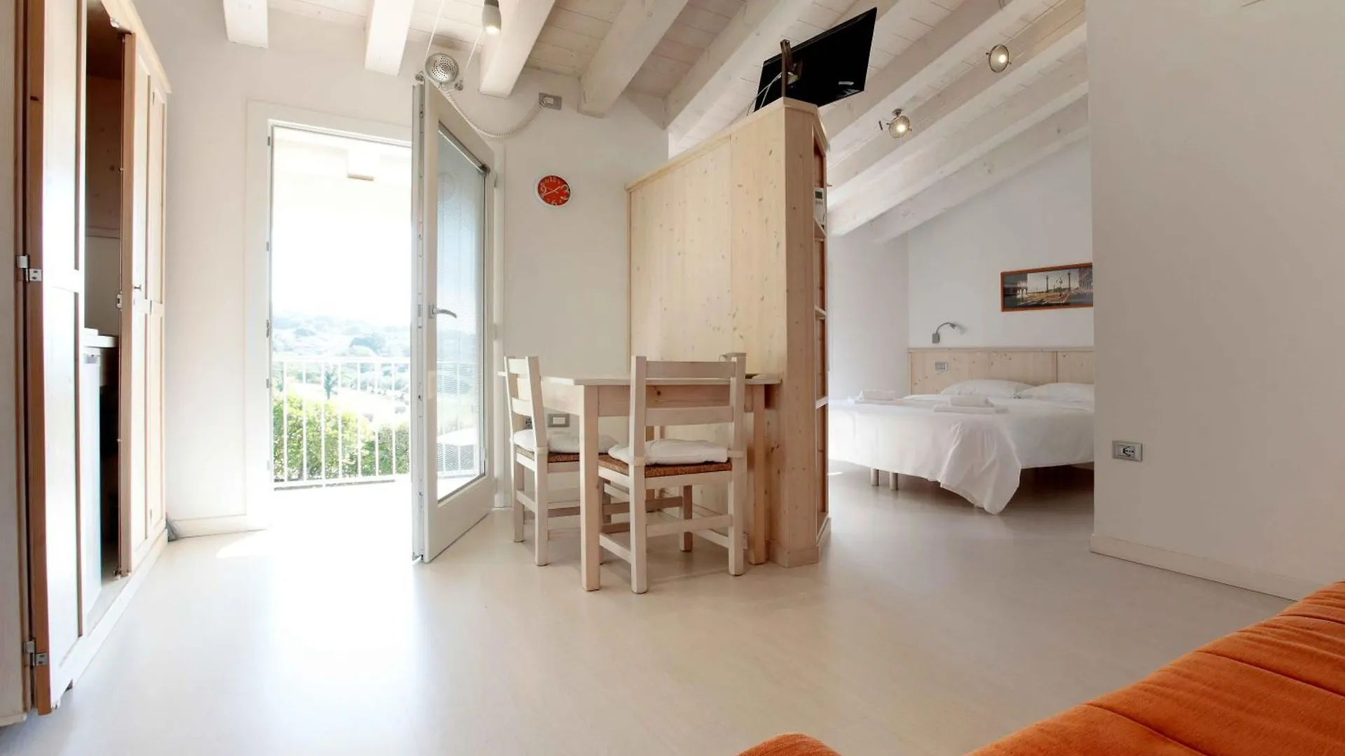 Residence Gonda&Giuliano Borso del Grappa Aparthotel